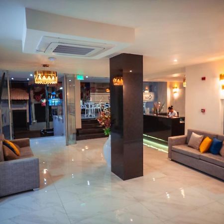 Hotel Qatar Кали Экстерьер фото