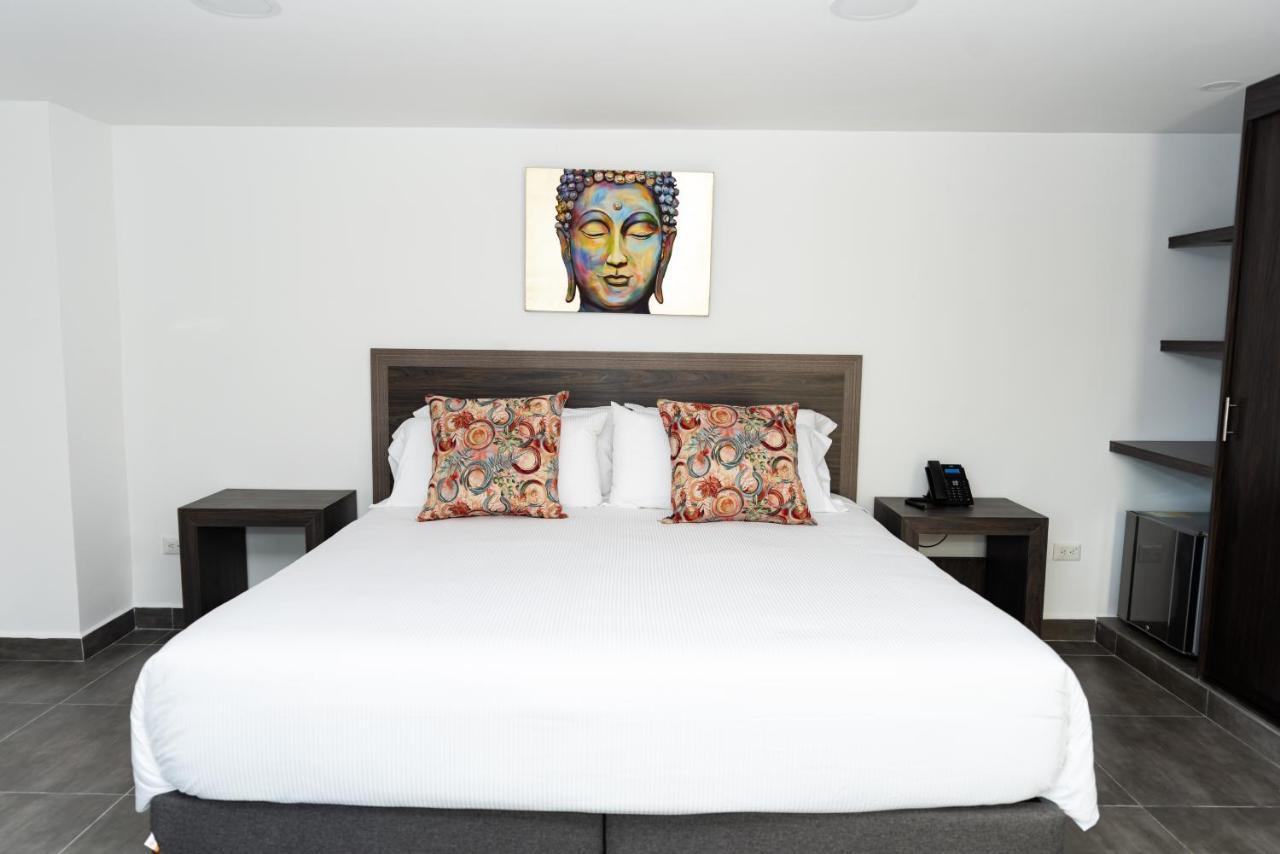 Hotel Qatar Кали Экстерьер фото