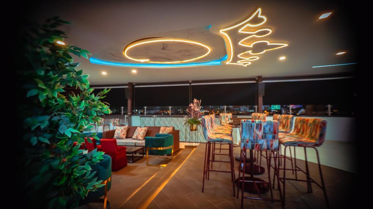 Hotel Qatar Кали Экстерьер фото