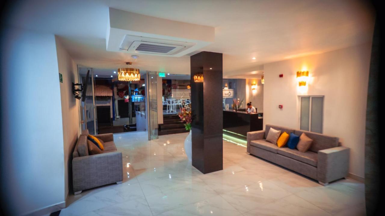 Hotel Qatar Кали Экстерьер фото