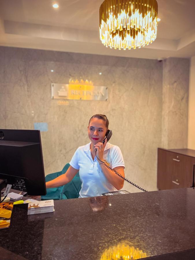 Hotel Qatar Кали Экстерьер фото