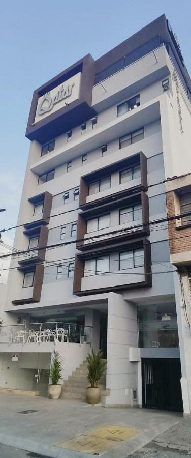 Hotel Qatar Кали Экстерьер фото
