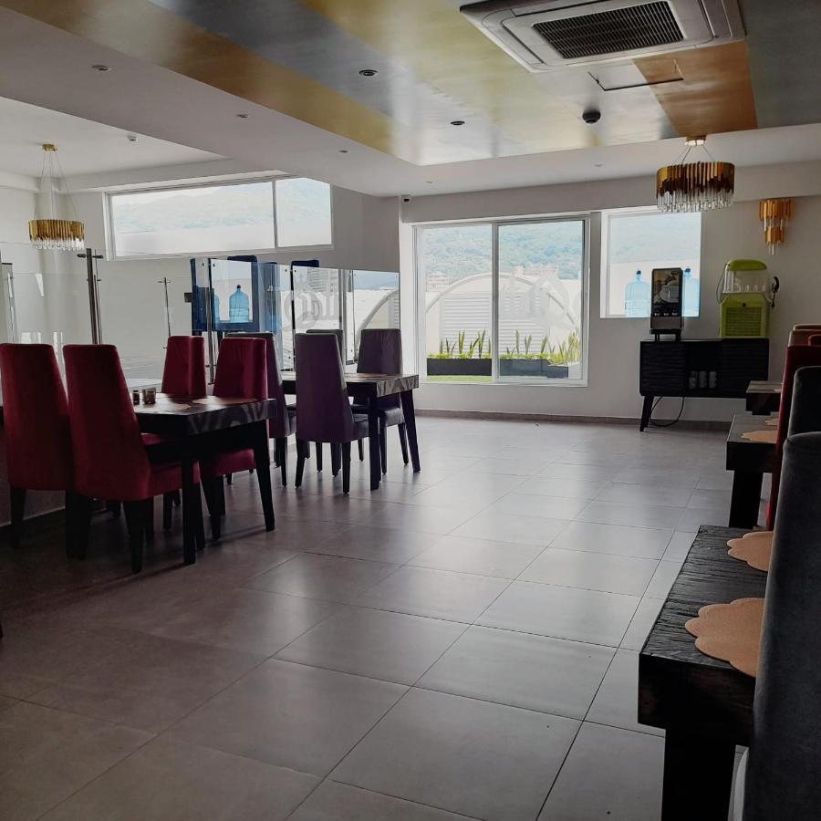 Hotel Qatar Кали Экстерьер фото